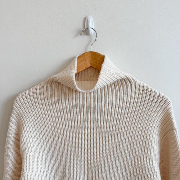 WILFRED • Montpellier Merino Wool Waist Turtleneck in Light Birch - Picture 5 of 14
